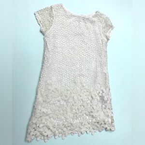 Zara girl’s crochet mini dress a delicate floral pattern.  Size 3-4T.